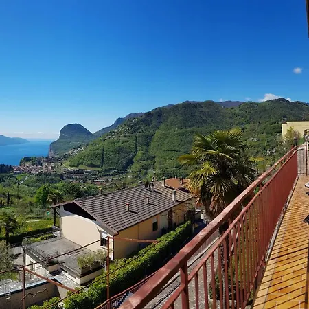 Casa Palanca 2 Balcony View By Garda Domus Mea Apartment